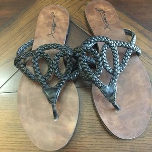 Go Max Sandals Size 6.5